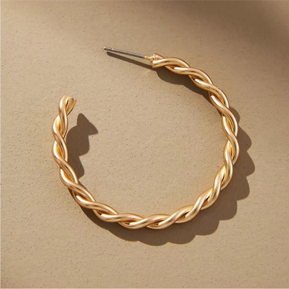 NWT Anthropologie Delicate Twist Gold Hoop Earrings - Picture 2 of 6